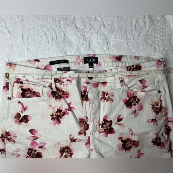 NYDJ Floral Ankle Jeans - Pink and White - Picture 3 of 6